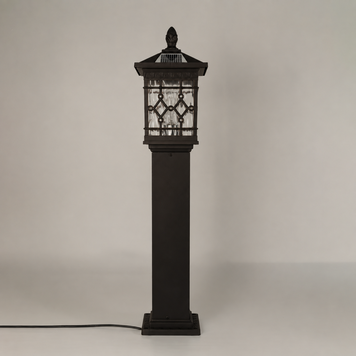 Valhalla Outdoor Solar Pole Lamp