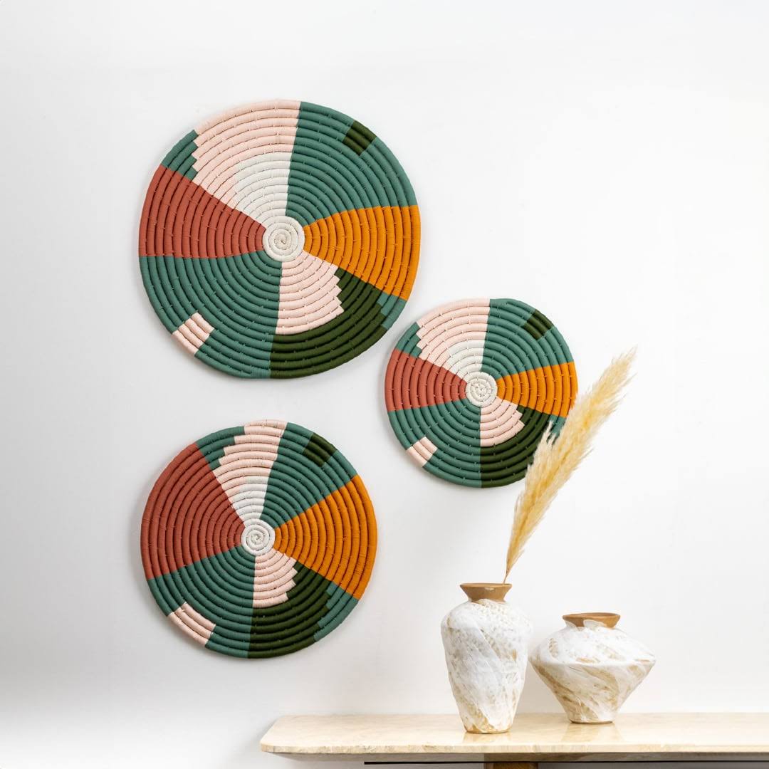 Handcrafted multicolor seagrass wall basket set for living room bedroom hallway and boho wall décor styling.