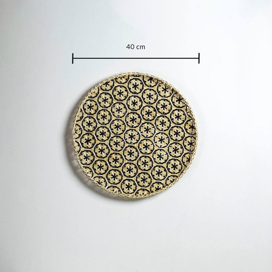 Dimension image of handcrafted natural seagrass wall basket with woven pattern for boho living room wall décor display.