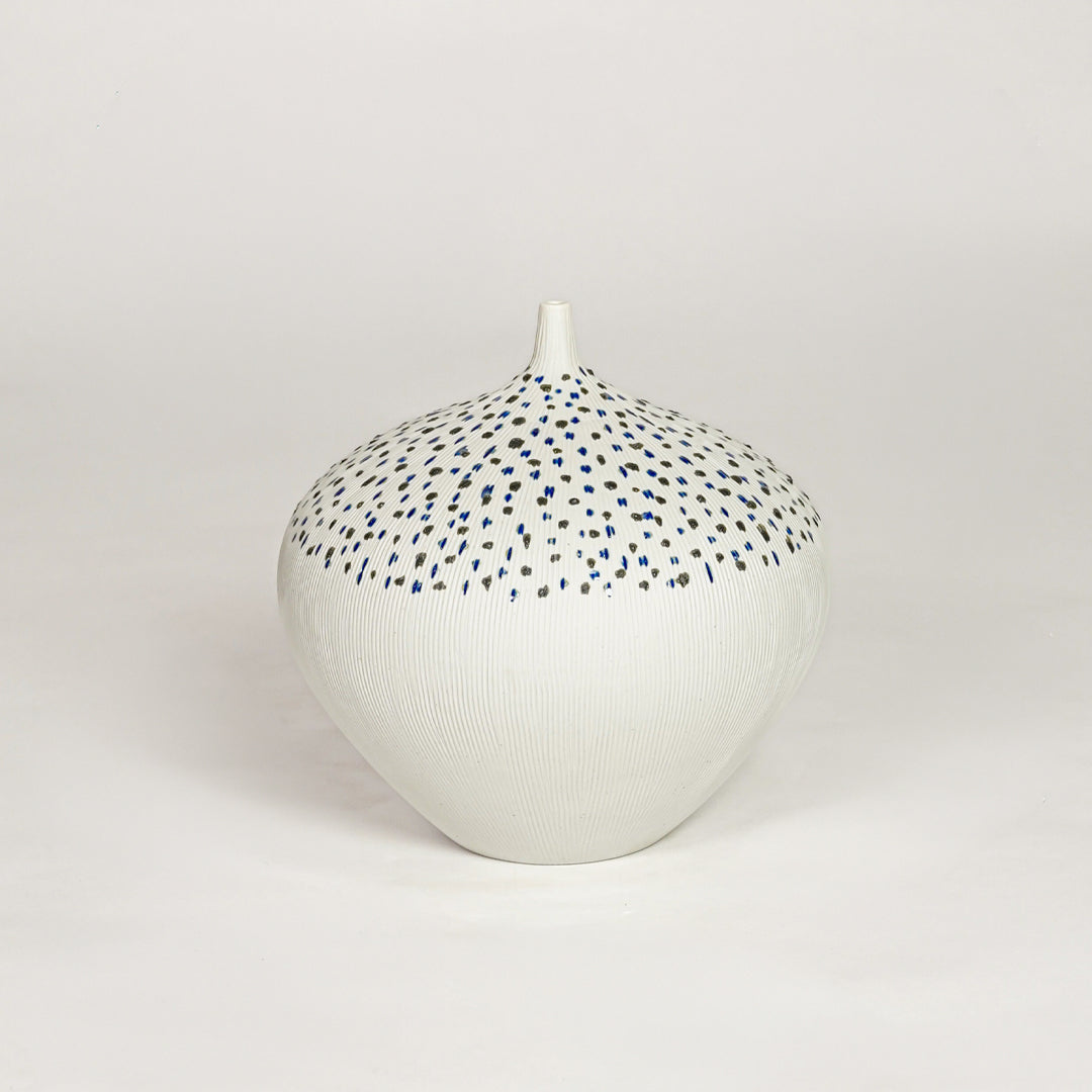 Bulb Porcelain Bud Vase - White
