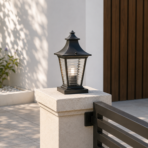 Bungalow Outdoor Gate Light