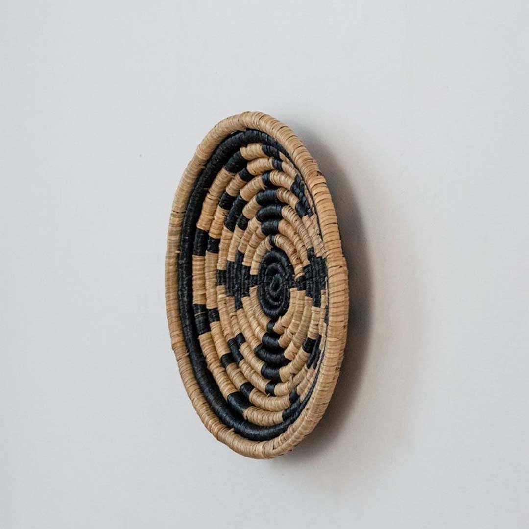Chivalric Floral Sea Grass Wall Basket - Style A