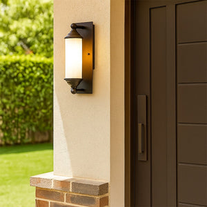 Colonial Majesty Brown Wall Lamp