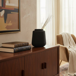 Cove Vase - Black