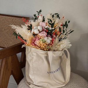 Delicata Dried Flower Bouquet