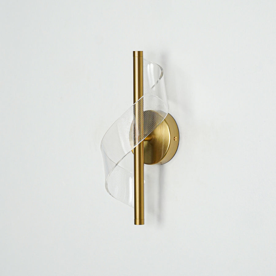 Modern gold metal wall light with decorative mesh detail for stylish bedroom and luxury decor spaces.

