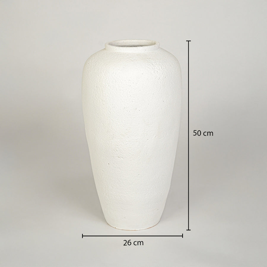 Dimension image of white ceramic floor vase measuring 50 cm for elegant home decor with textured matte finish.