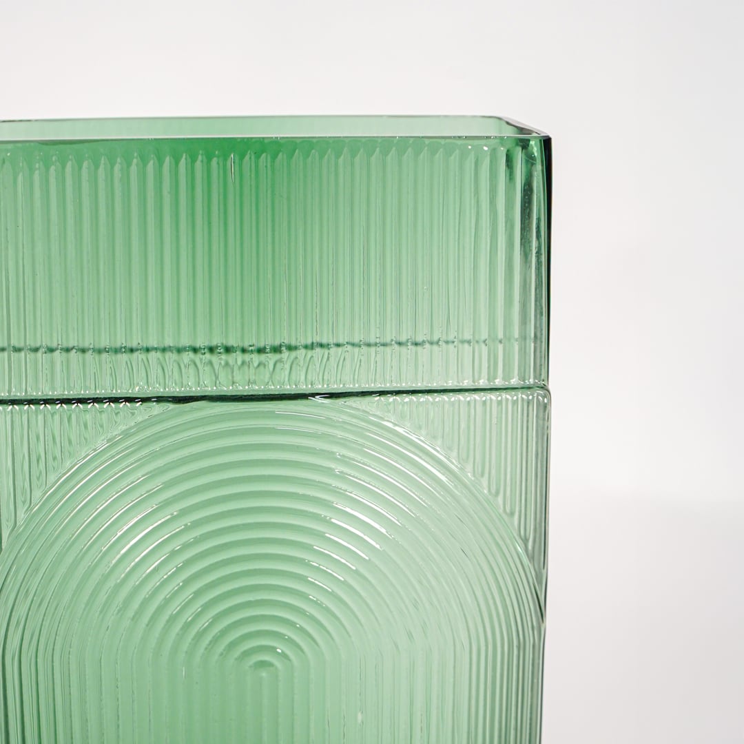 gammel glass vase large closeup