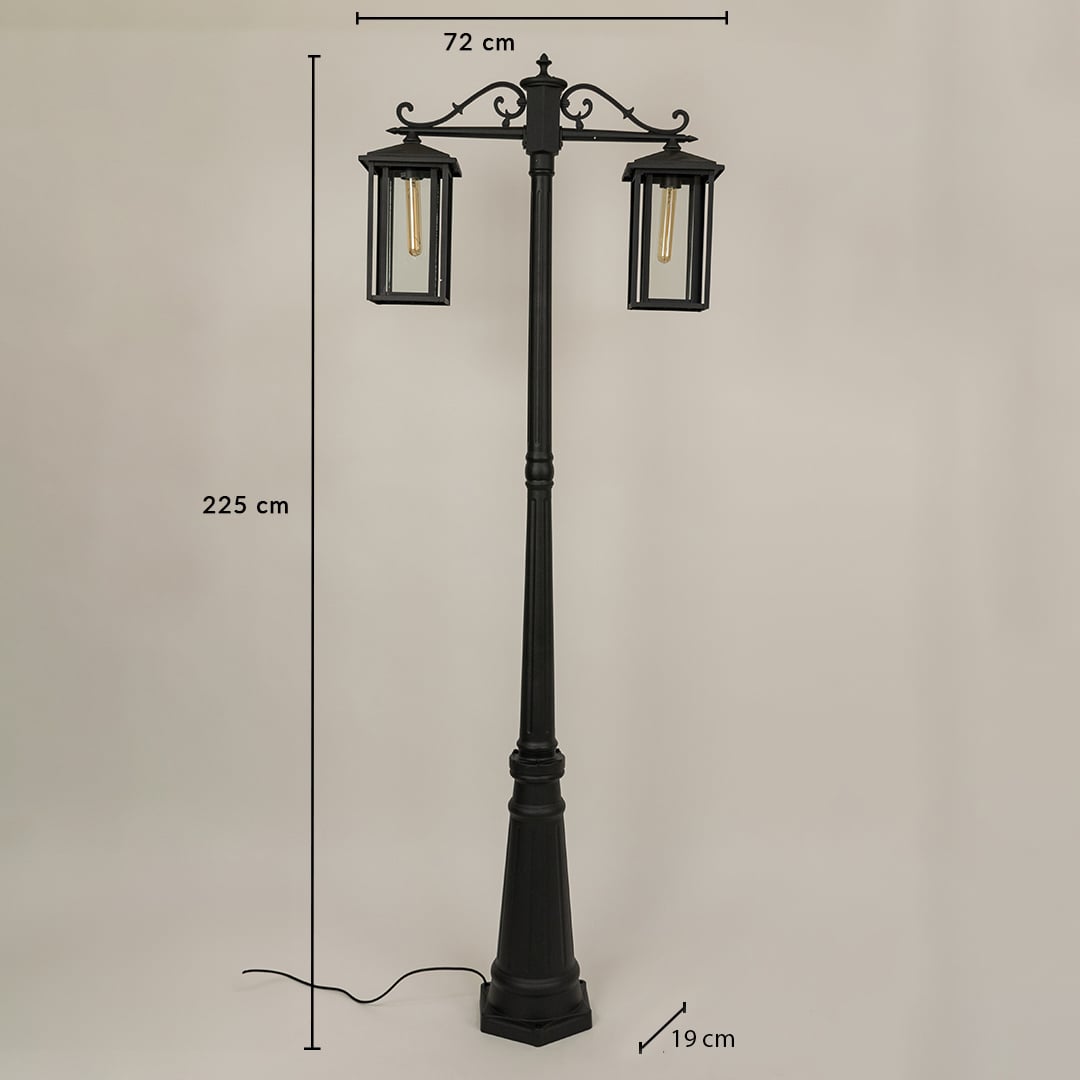 Black metal outdoor lamp post showing size clearly with height 225 cm lantern width 72 cm and base width 19 cm ideal for driveway pathway and garden lighting.