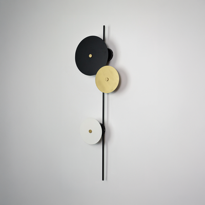 Griffin 1-Arm Metal Wall Light