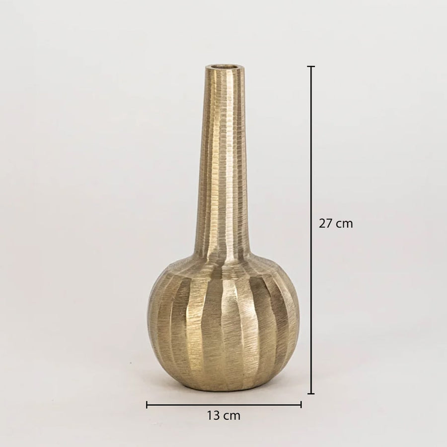 hari brass vase small dimensions
