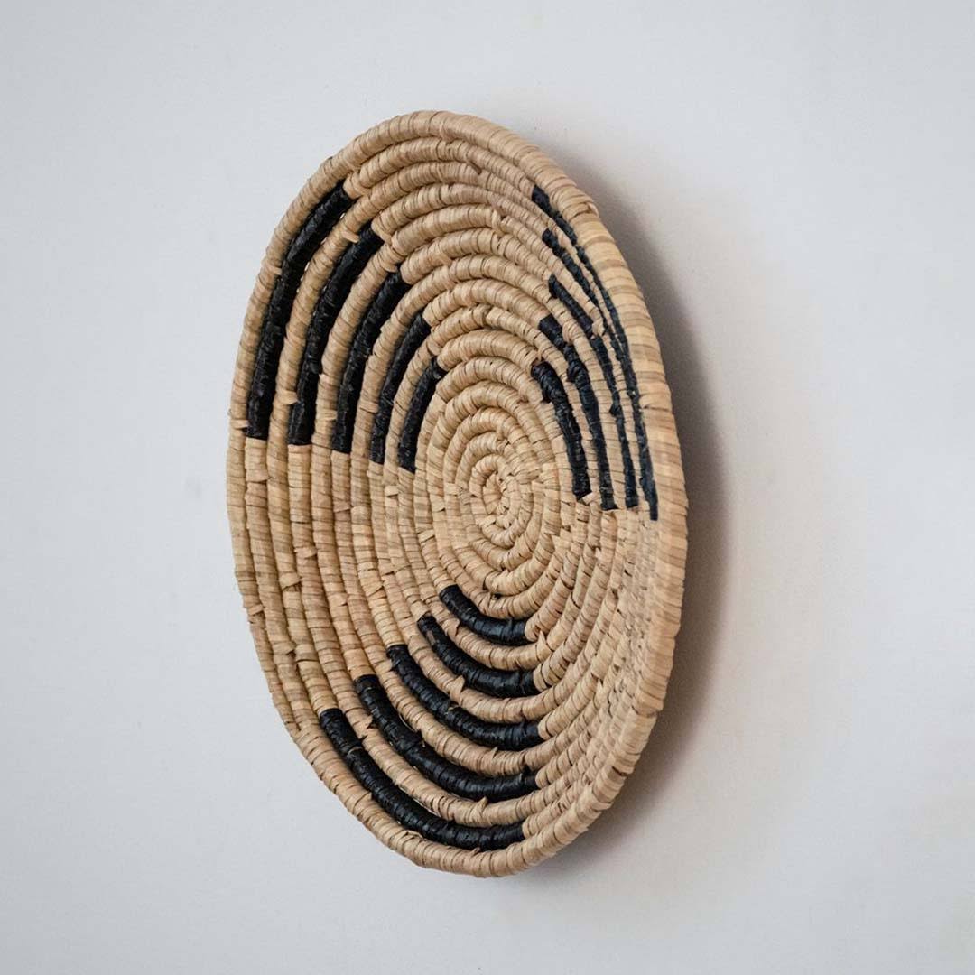 Hamito Style Handwoven Sabai Grass Hanging Wall Basket - Black & Brown