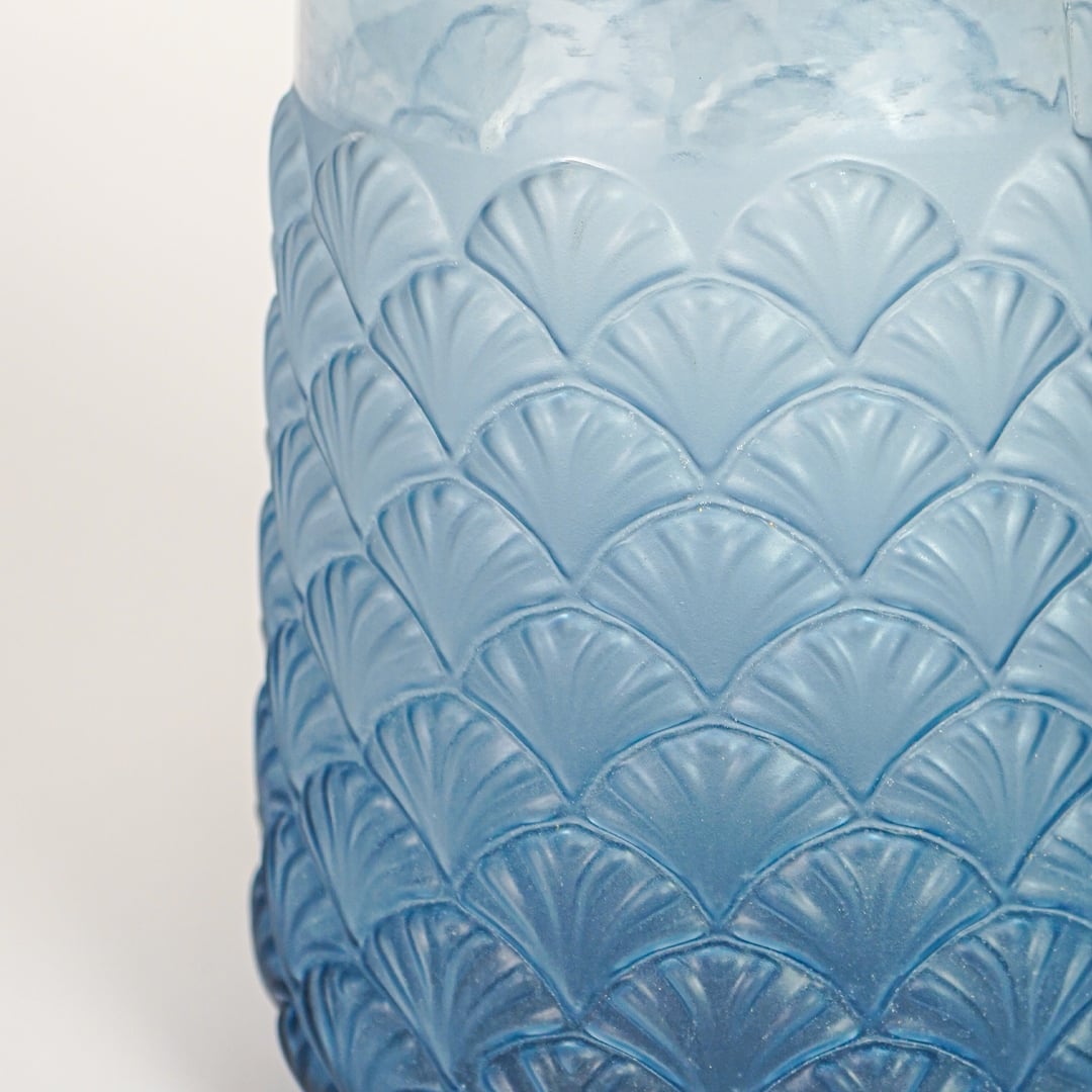 jarita glass vase medium closeup