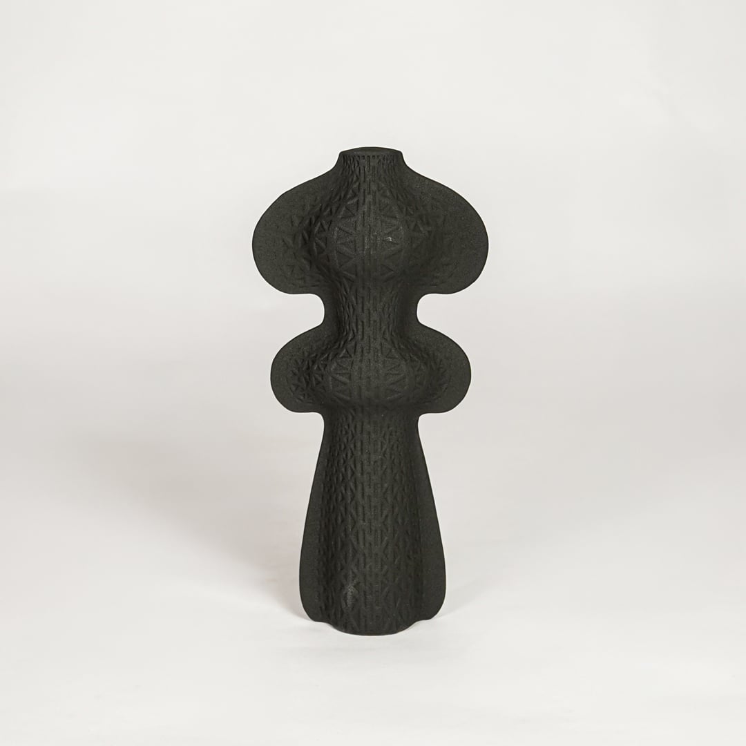 kajari ceramic vase black white background
