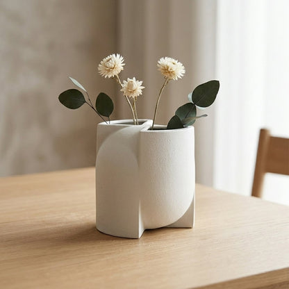 kumo dual ceramic vase white main lifestyle