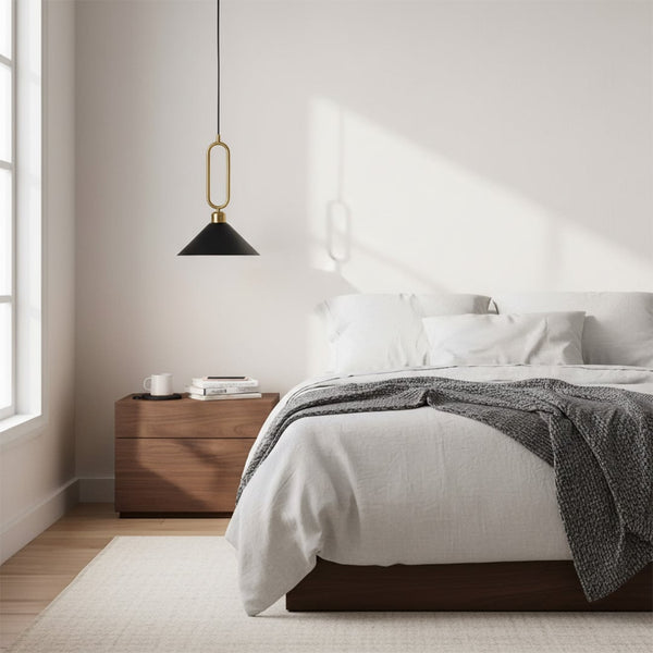 Macaron Pyramid Pendant Lamp - Black