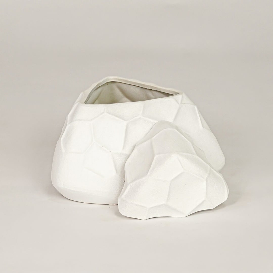 mayo chacota finish ceramic vase white white background 2