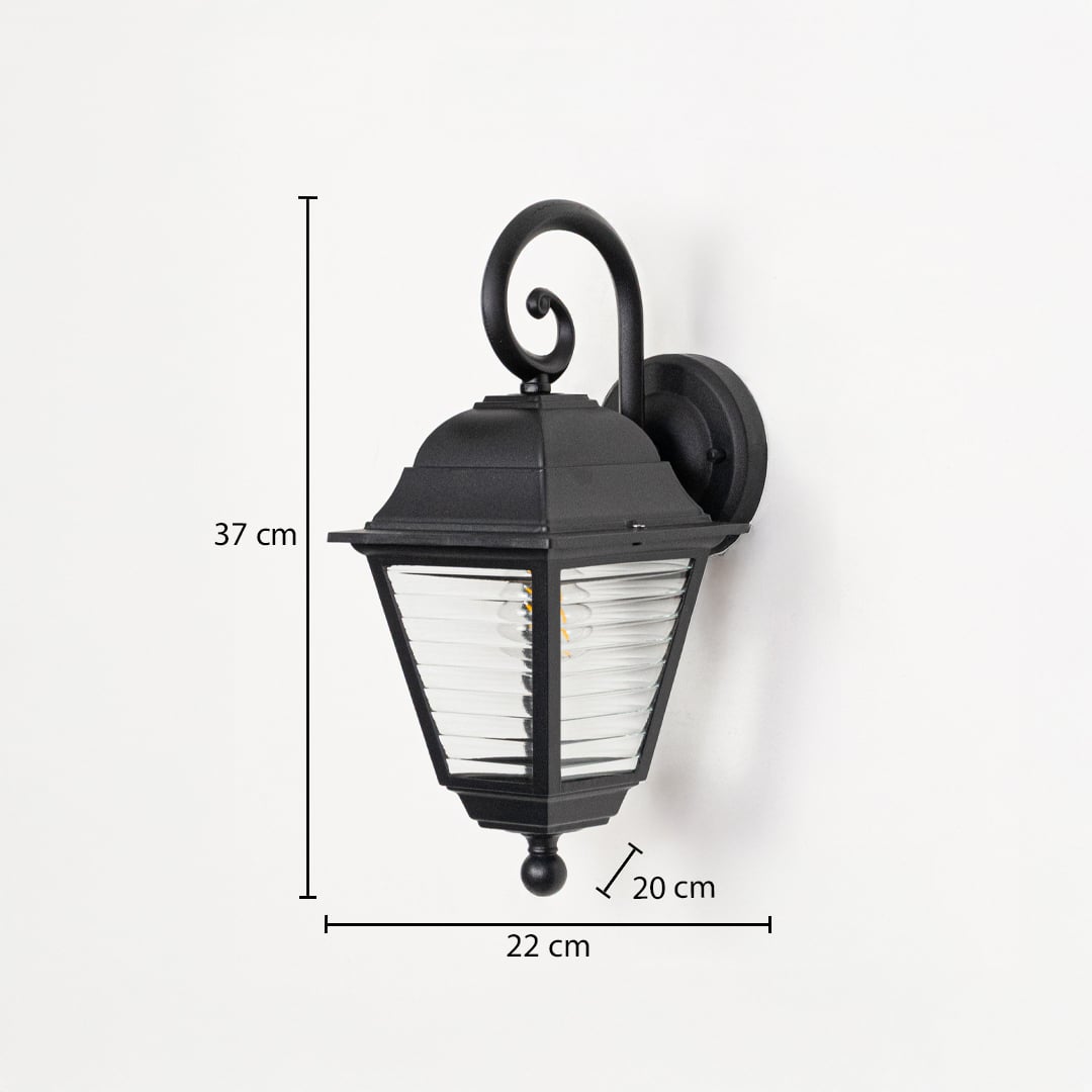Lantern light with measurements 37 cm height 22 cm depth and 20 cm width is shown for accurate size reference.