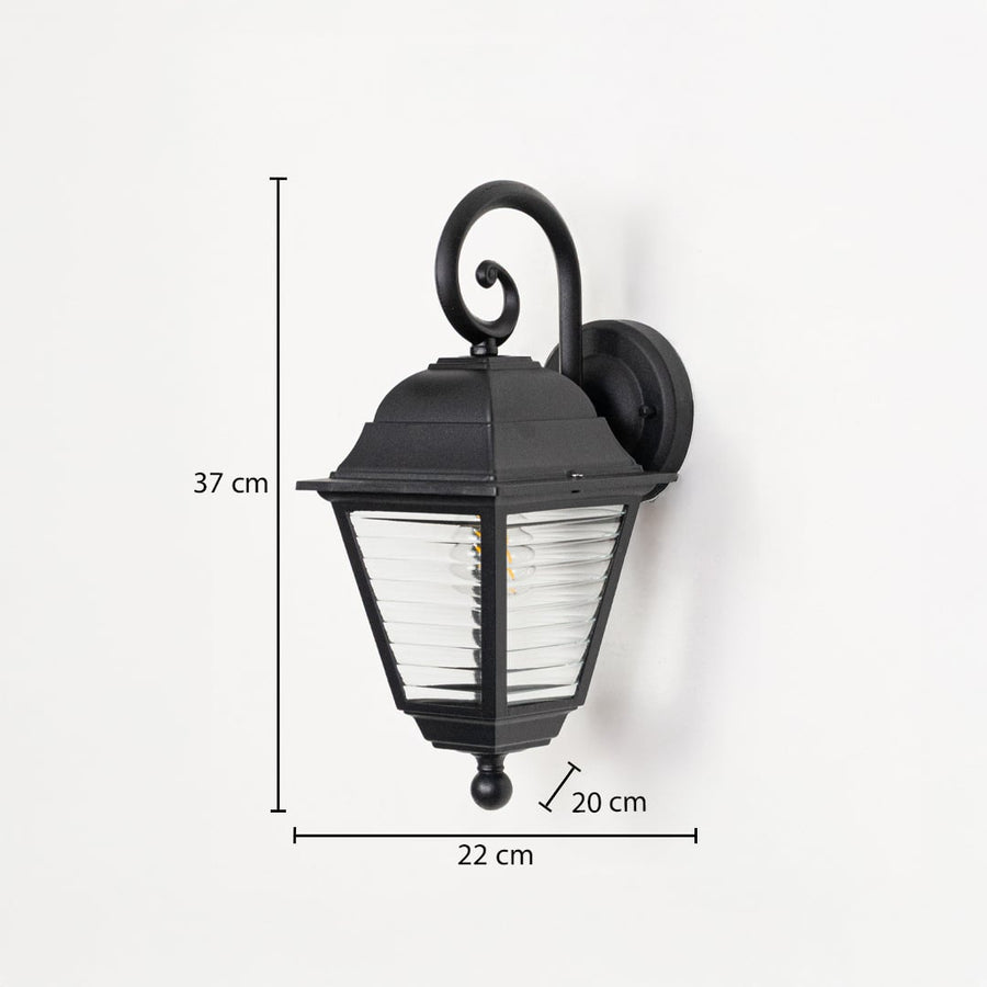 Lantern light with measurements 37 cm height 22 cm depth and 20 cm width is shown for accurate size reference.