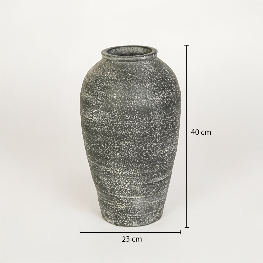Dimension image of grey ceramic floor vase measuring 40 cm for elegant interior decor with textured finish.
