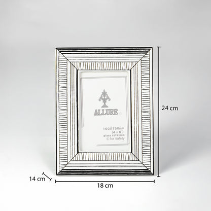 Pinstripe Tabtle Top Photo Frame
