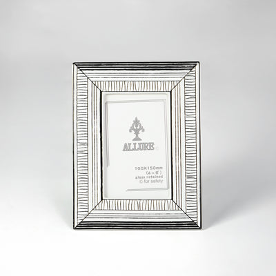 Pinstripe Tabtle Top Photo Frame