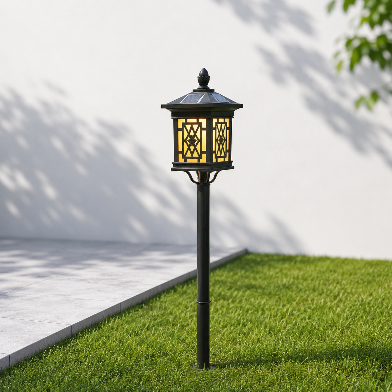 Plateia Pillar Spike Solar Lamp
