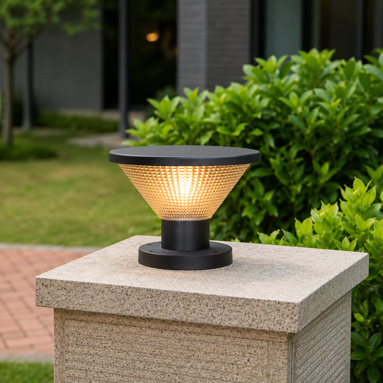 Poisha Gate Lamp