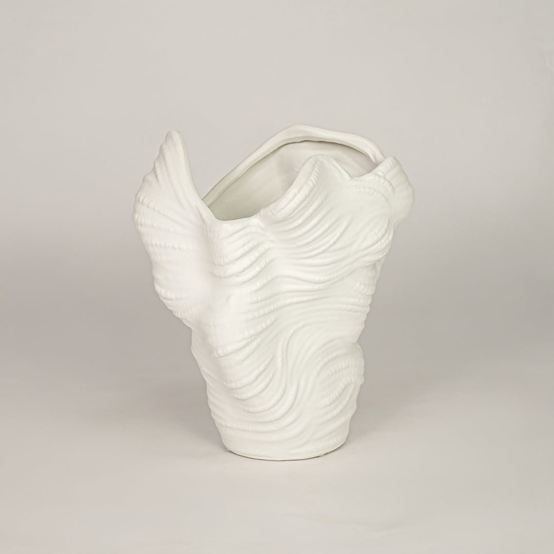 Qeyri White Ceramic Vase