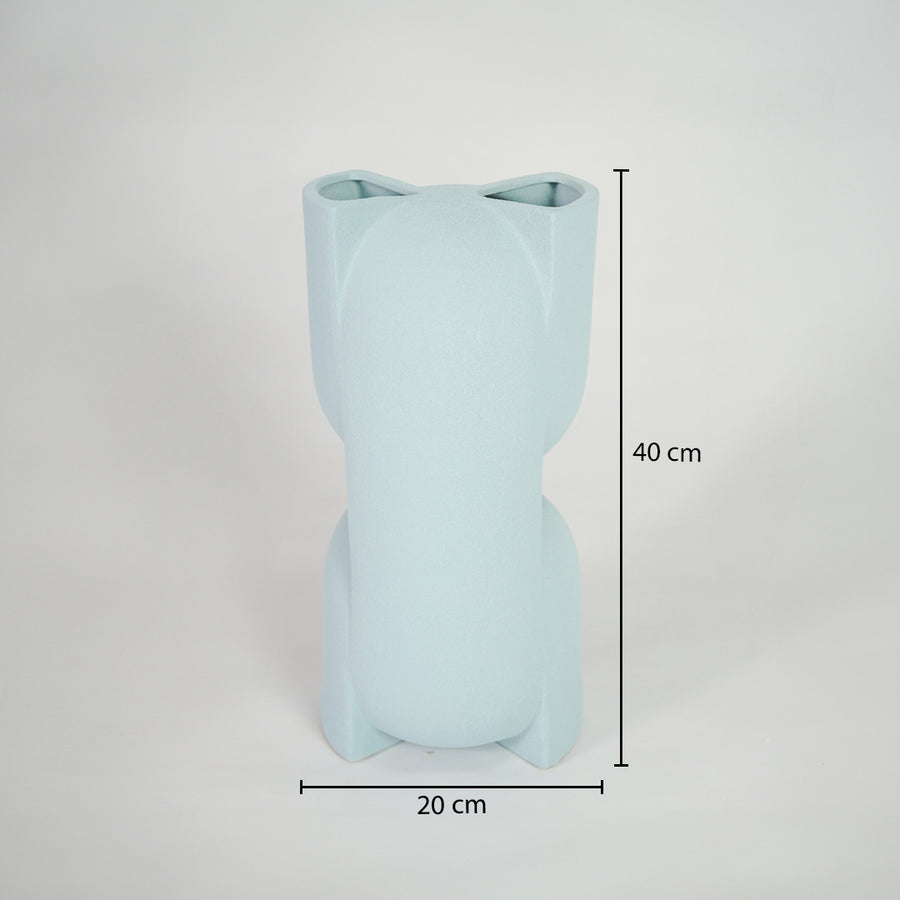 Light blue ceramic floor vase dimension image with 40 cm height and 20 cm width for modern decor.