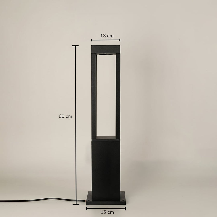 A black outdoor bollard light shown on a white background with height clearly marked at 60 cm top width at 13 cm and base width at 15 cm for accurate size reference.