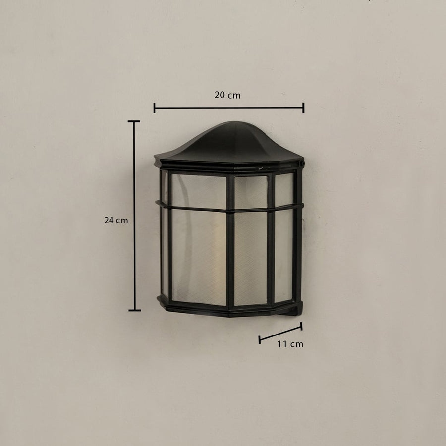 Outdoor wall light dimensions 24 cm height 20 cm width and 11 cm depth are displayed clearly.