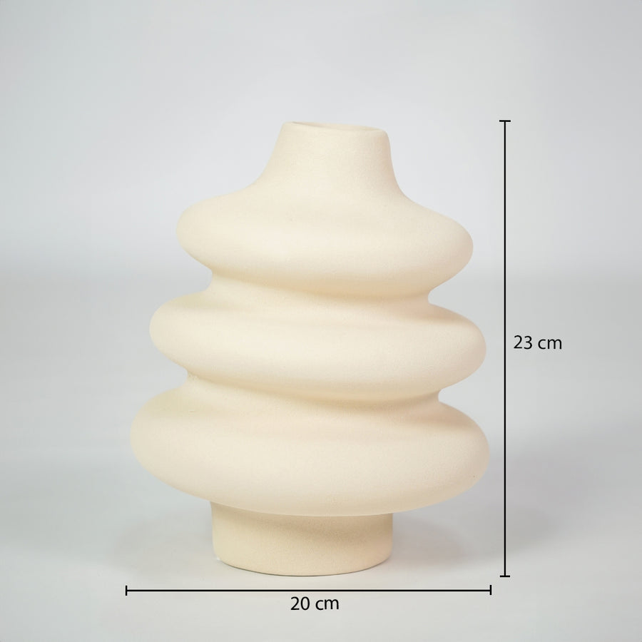 Cream textured ceramic vase dimension image with 28 cm height and 20 cm width for modern shelf decor.
