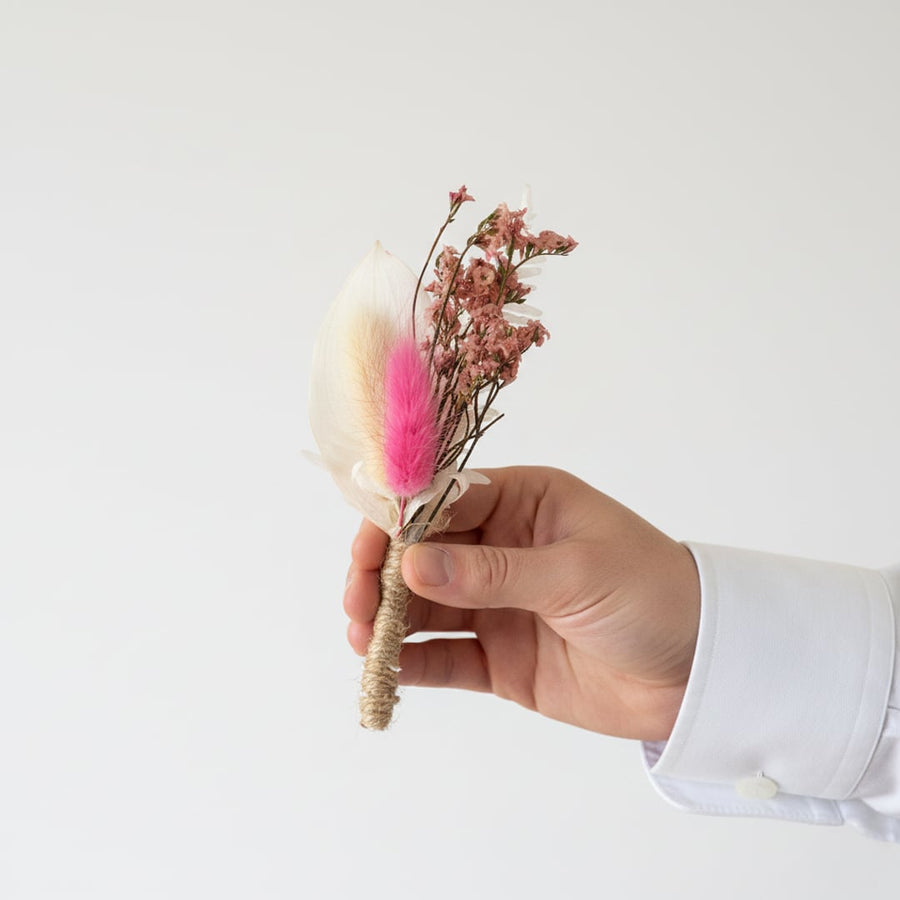 Decorative dried floral stem with soft beige plume and pink accents perfect for modern vase Decor and tabletop styling.