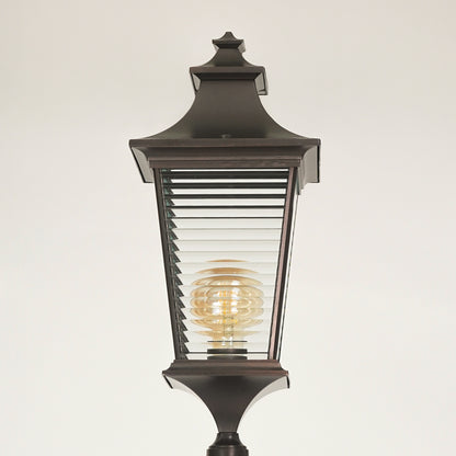 Stratford Traditional Outdoor Lamp Post