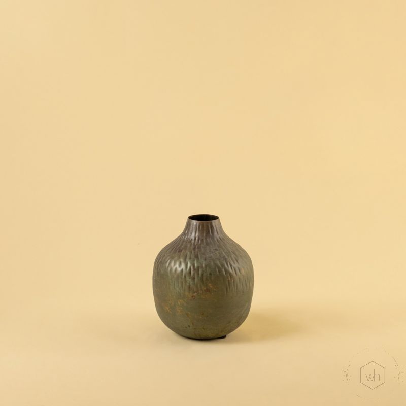 Sindhu Vase - Green Small White Background