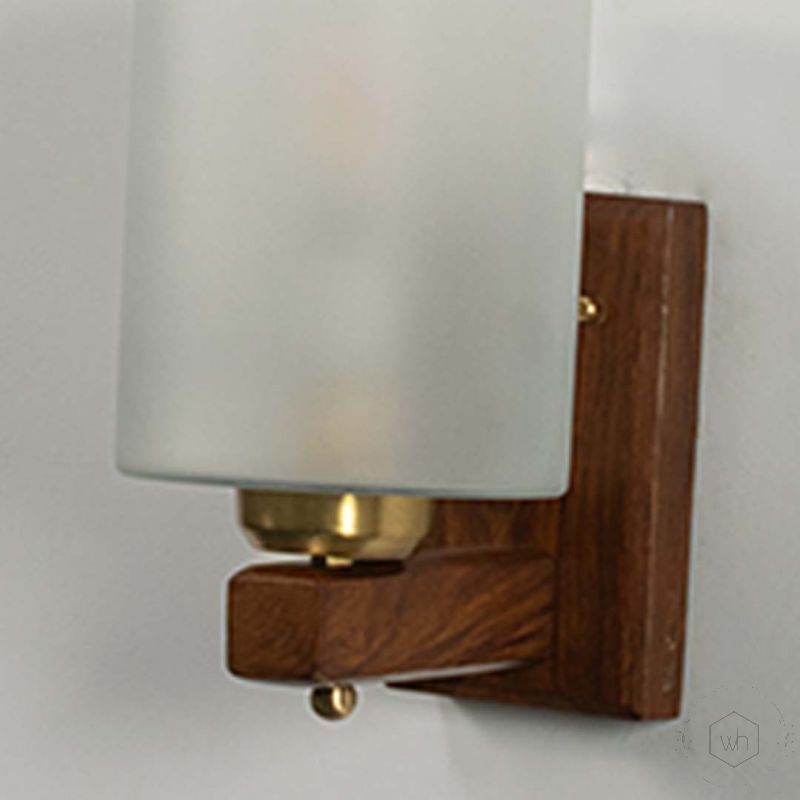 Polo Wooden Single Wall Lamp Sconce Closeup