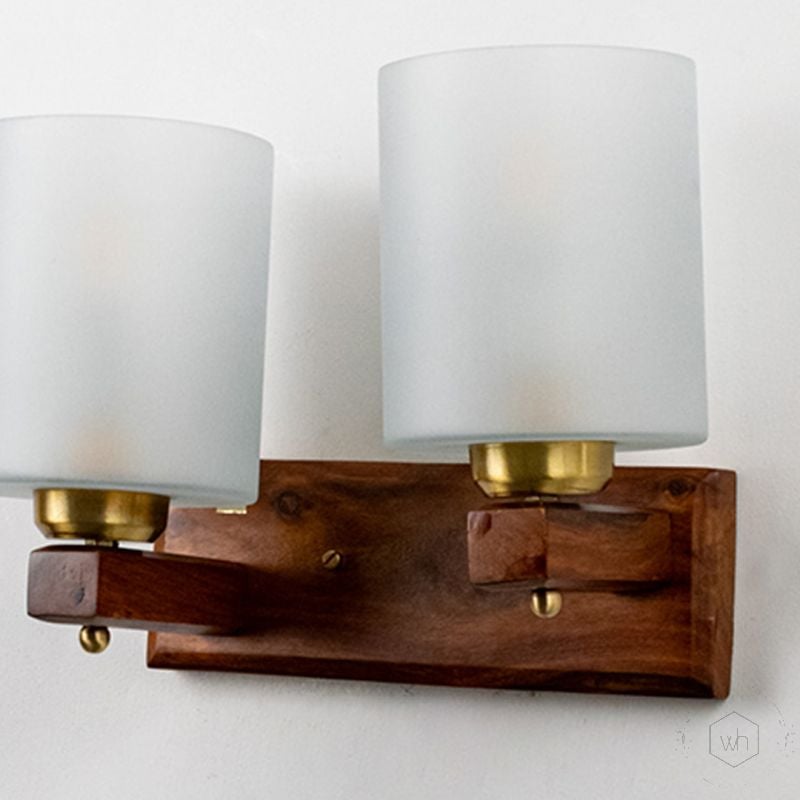 Polo Wooden Double Wall Lamp Sconce Closeup