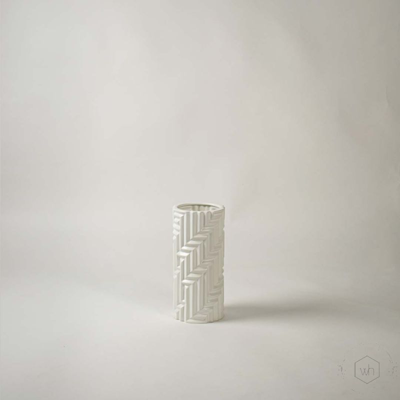 Baldvin Deco Vase - Medium White Background