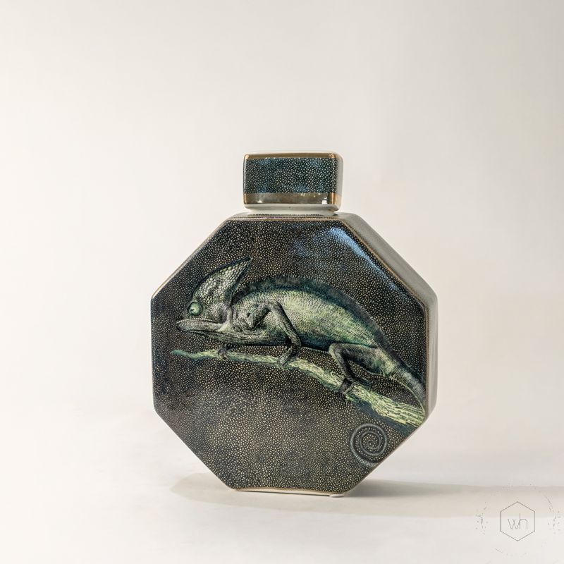Chameleon Decorative Ceramic Temple & Ginger Jar - Small White Background