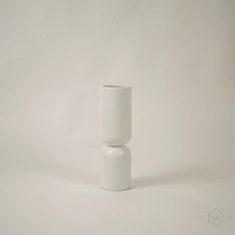 Elio Vase - White White Background