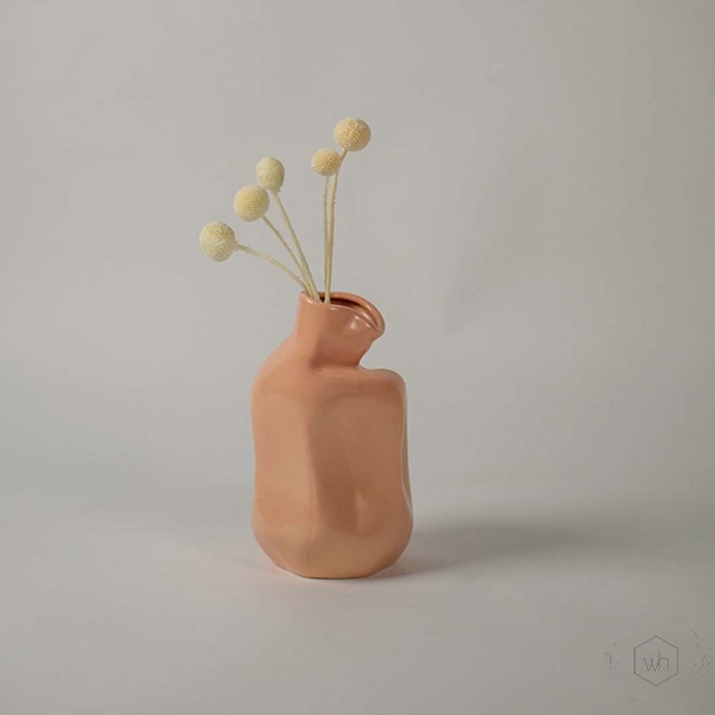 Loka Deco Vase - Peach Lifestyle