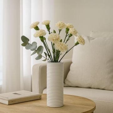 gabina ceramic flower vase main main lifestyle