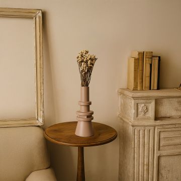 rey deco vase orange main lifestyle