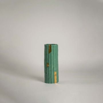 Elice Vase Green White Background 1