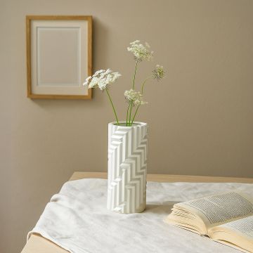 baldvin deco vase medium main main lifestyle