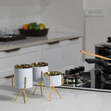 Addis Vase Green Main Lifestyle