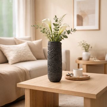 ancien black ceramic vase main lifestyle