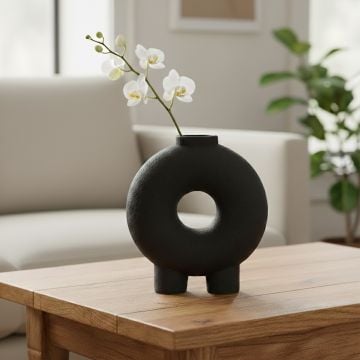 ezra ceramic vase black main lifestyle