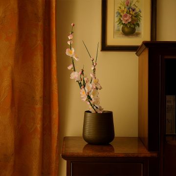 hymn vase green main lifestyle